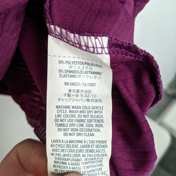 Old Navy Active tank size small - Picture 7 of 8